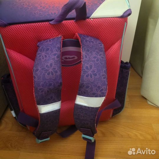 Школьный портфель.Второй в подарок)