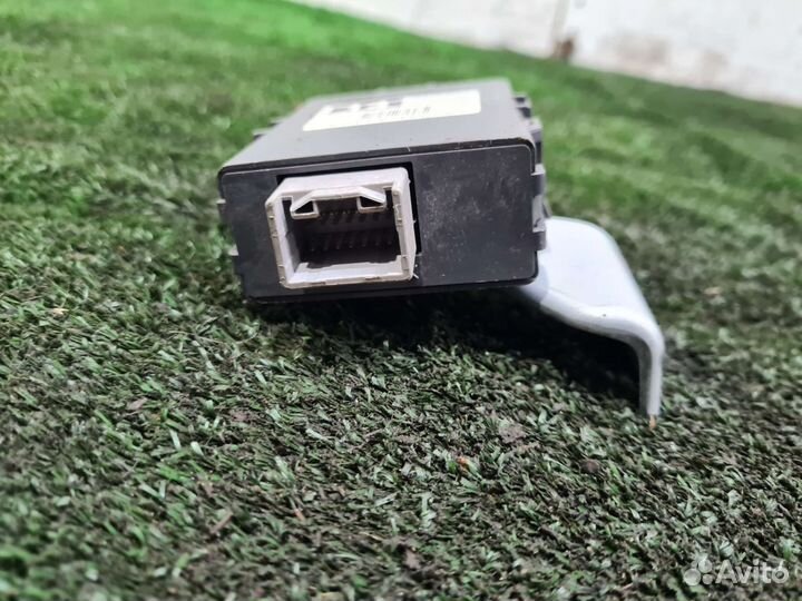 Блок электронный Lexus Rx-300/330/350/400H