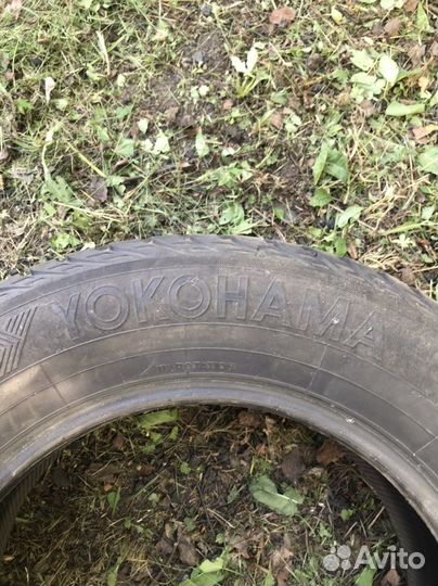 Yokohama Ice Guard Stud IG55 215/65 R16