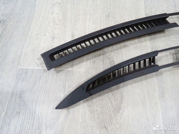 Решетка вентиляционная Jaguar XF