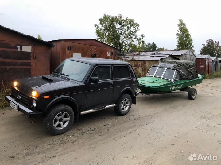 Моторная лодка обь-3