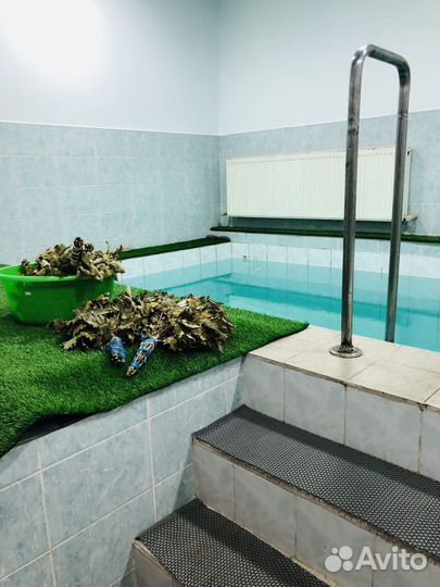 Русская баня на дровах с купелями и мангалом