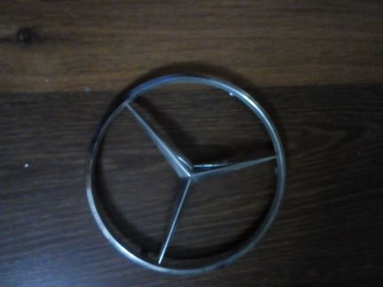 Значок mercedes от колпака