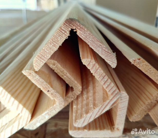 Уголок сосна/ёлка 30 с доставкой