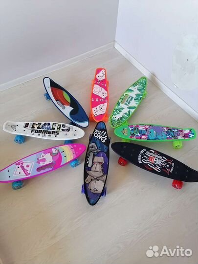 Пенни борд со светящимися колесами новый