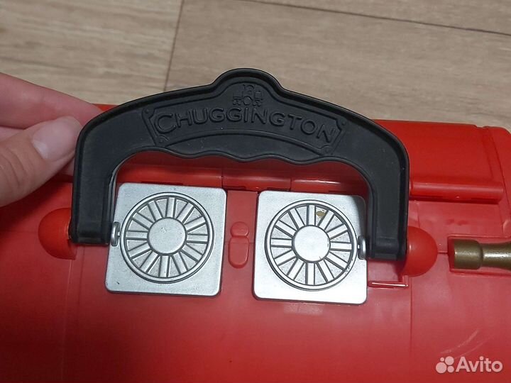 Chuggington Паровозики + кейс