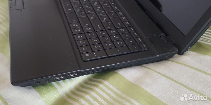 Ноутбук asus P53 Intel Core i3 / 3GB / 320GB