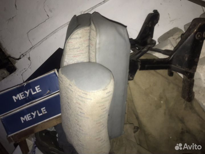 Сидения volkswagen t4 второй ряд