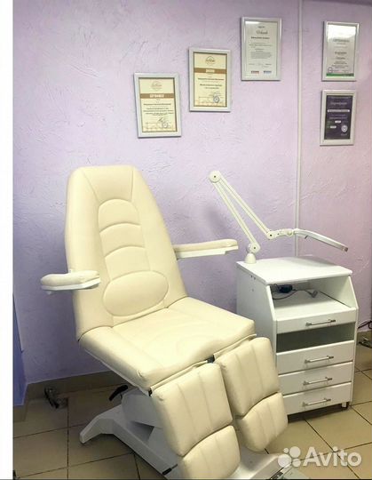 Педикюрное кресло с 3 моторами