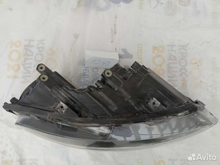 Фара передняя правая на Volkswagen Polo 2015-2020