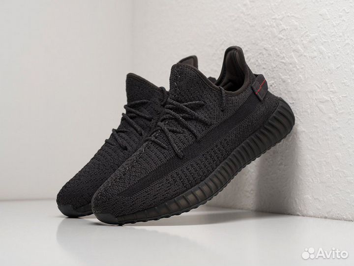 Кроссовки Adidas Yeezy Boost 350 v2 Black (36-45)