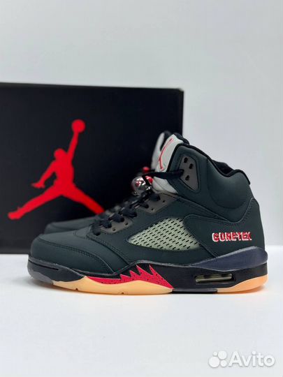 Кроссовки Nike air Jordan 5 (41)