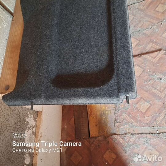 Продаю полку багажника ваз 21213-21214