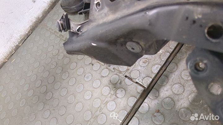 Усилитель бампера передний BMW 5 E60