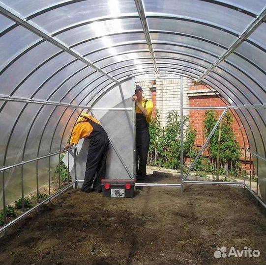 Теплица из поликарбоната