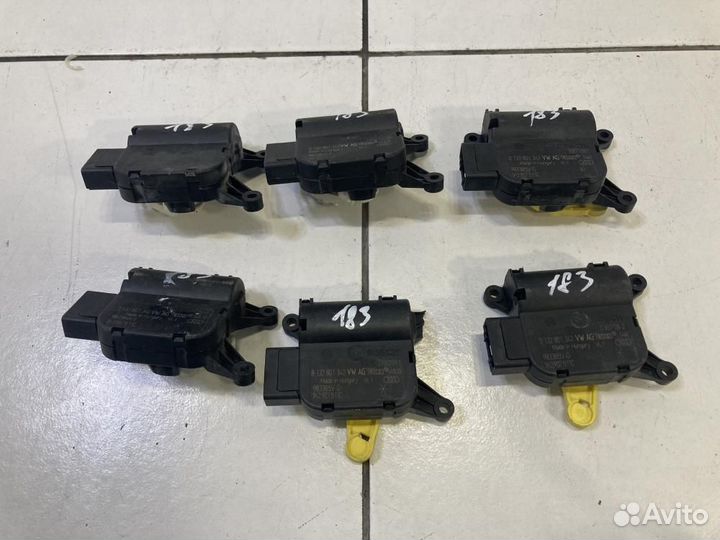 Сервопривод заслонок печки Volkswagen Tiguan 5N1 2