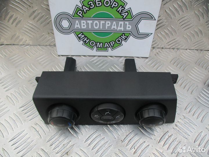 Блок управления отопителем SsangYong Kyron