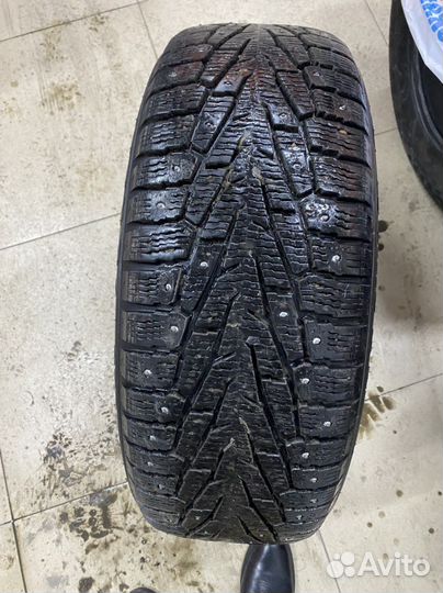 Nokian Tyres Hakkapeliitta 7 SUV 225/60 R17