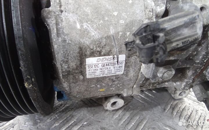 Компрессор системы кондиционирования Toyota Avensi