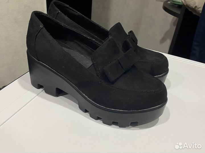 Лоферы туфли женские