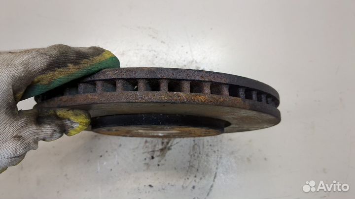 Диск тормозной передний Dodge Caravan, 2006