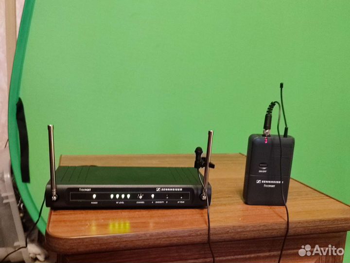 Беспроводной микрофон sennheiser EM1-E