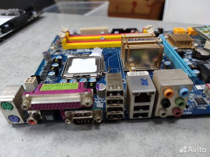 Материнская плата ATX S775 gigabyte GA-P35-DS3L