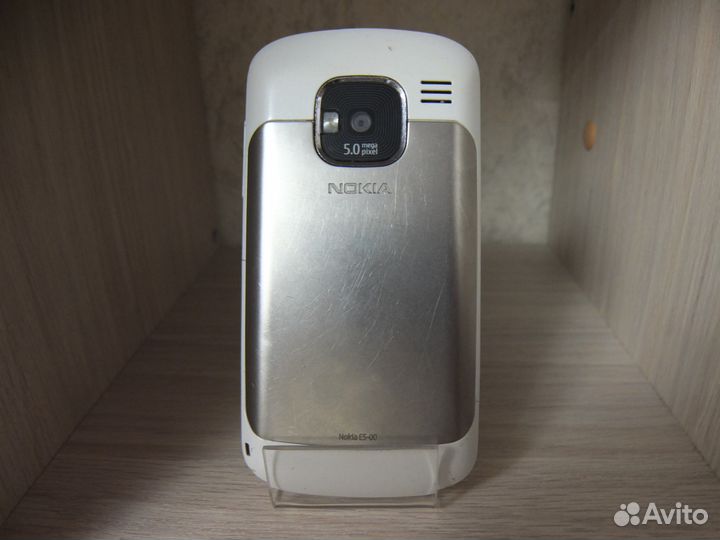 Nokia E5, 512 МБ