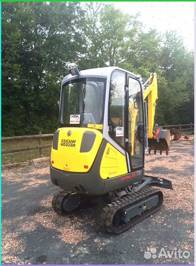 Заднее стекло на wacker neuson1404 ET 16