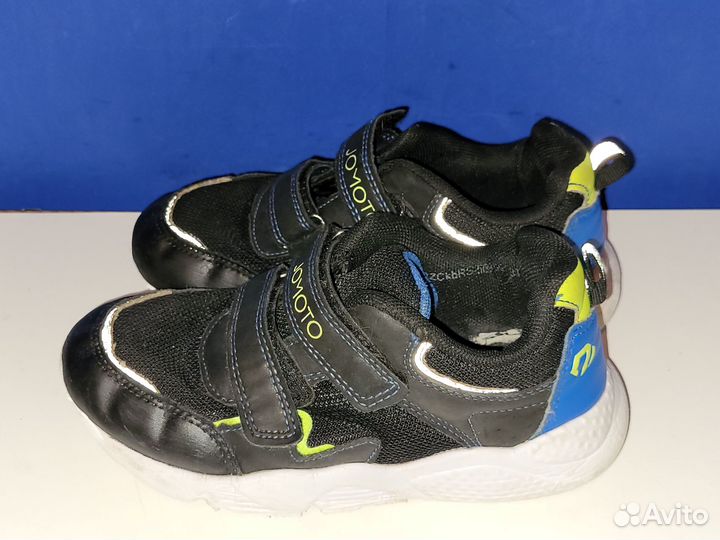 Детские кроссовки, размеры 31-37