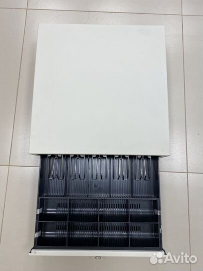 Ящик для денег