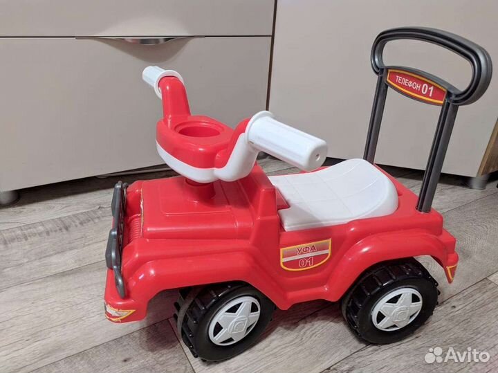 Детская машинка каталка
