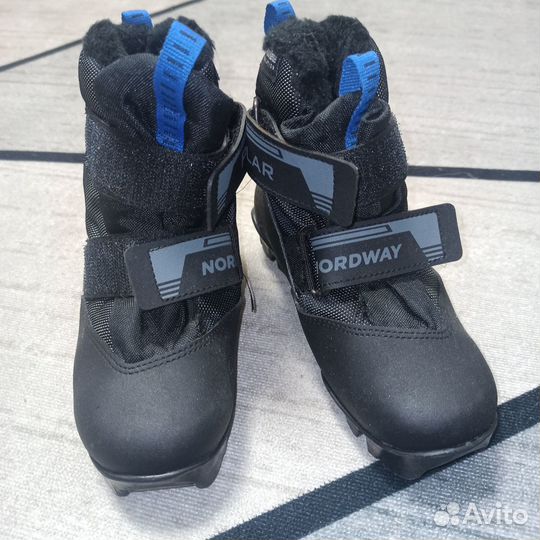 Ботинки лыжные детские