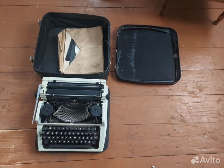 Печатная машинка robotron 105