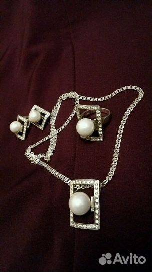 Комплект из серебра