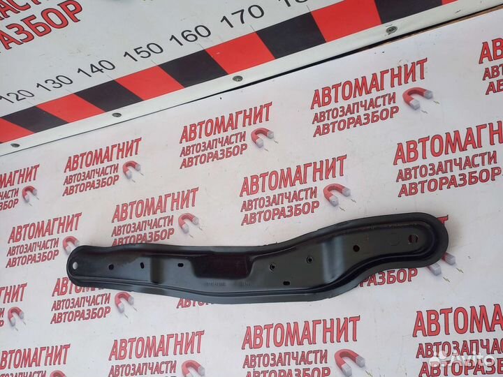 Балка поперечная Рено Аркана