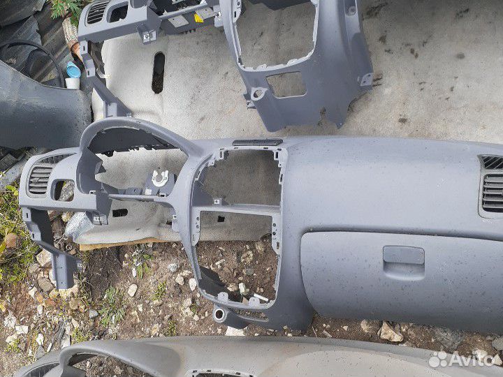 Торпедо Hyundai Accent