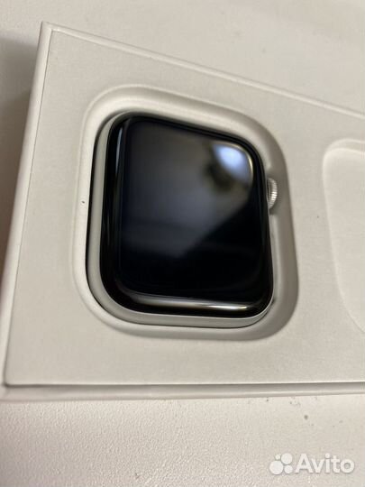 Apple watch SE 44 MM