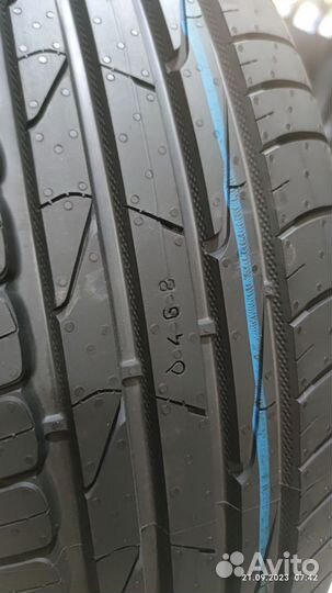 Nokian Tyres Hakka Blue 195/65 R15 94V