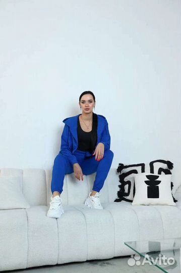 Спортивный костюм женский