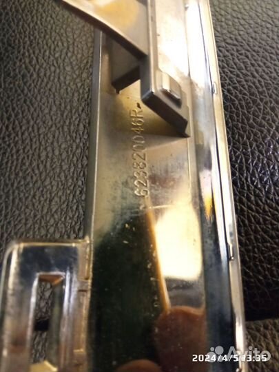 Хром решетки радиатора Renault Duster 2