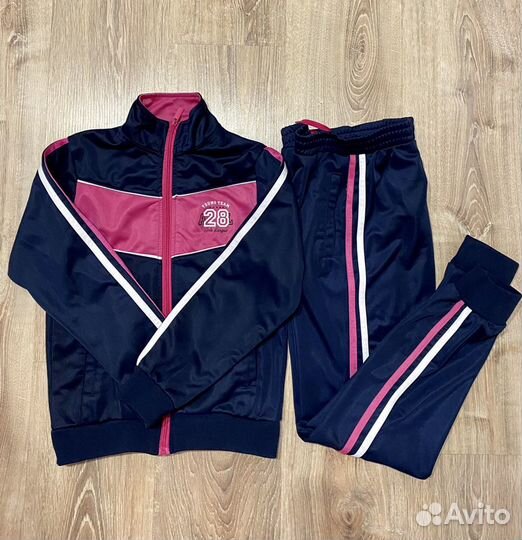 Спортивный костюм для девочки 140