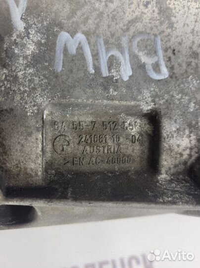 Кронштейн кондиционера BMW 5 E60