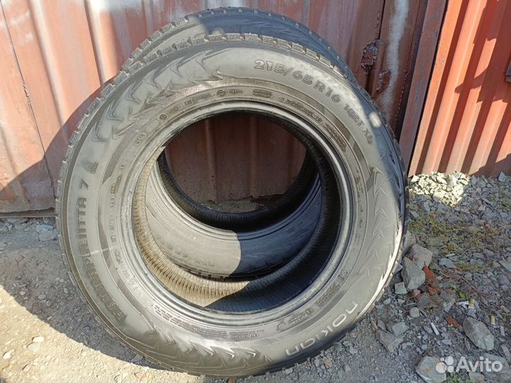 Nokian Tyres Hakkapeliitta 7 215/65 R16