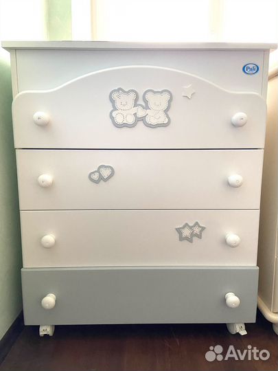 Комплект мебели для детской комнаты