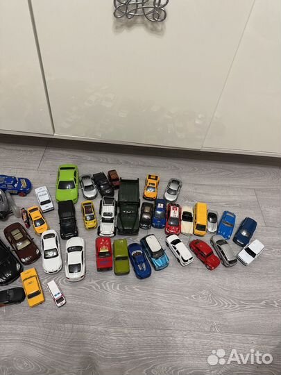 Машинки металлические