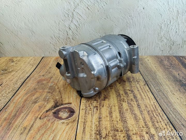 Компрессор кондиционера Mercedes 221/216 дизель