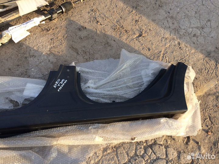 Порог левый Chevrolet Aveo T300