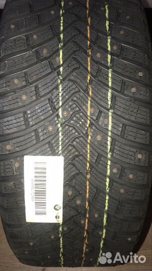 Зимние колеса BMW в сборе 225/40R18 Spoke 556M