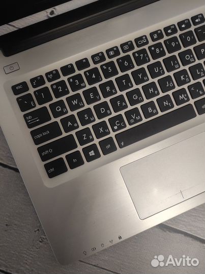 Ноутбук Asus i7 SSD 8Gb 2Gb Nvidia